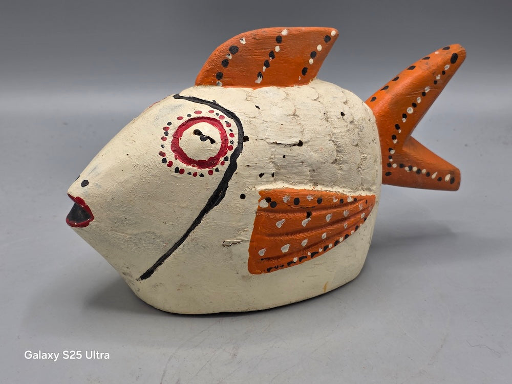 Bozo White Fish Puppet Sculpture, 11"