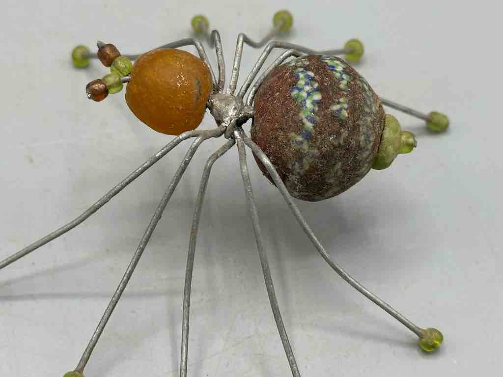 African Powderglass Bead Wire Decor Spider Insect Sculpture