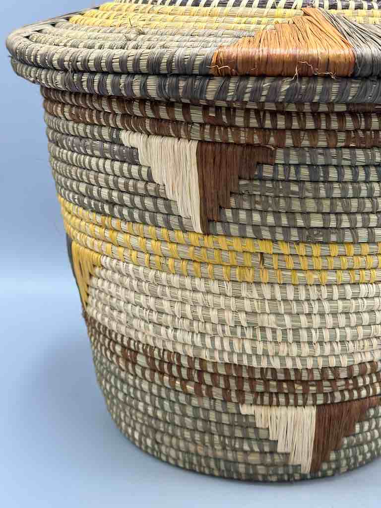 Large Covered Batwa Raffia Basket - Uganda
