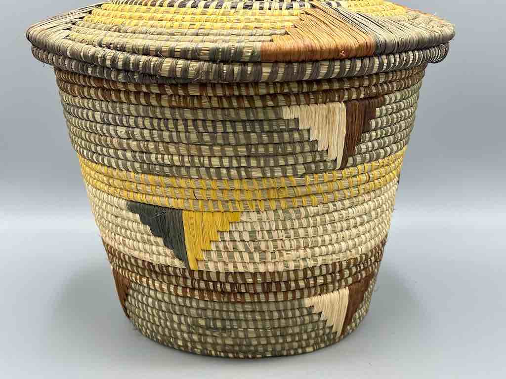 Large Covered Batwa Raffia Basket - Uganda
