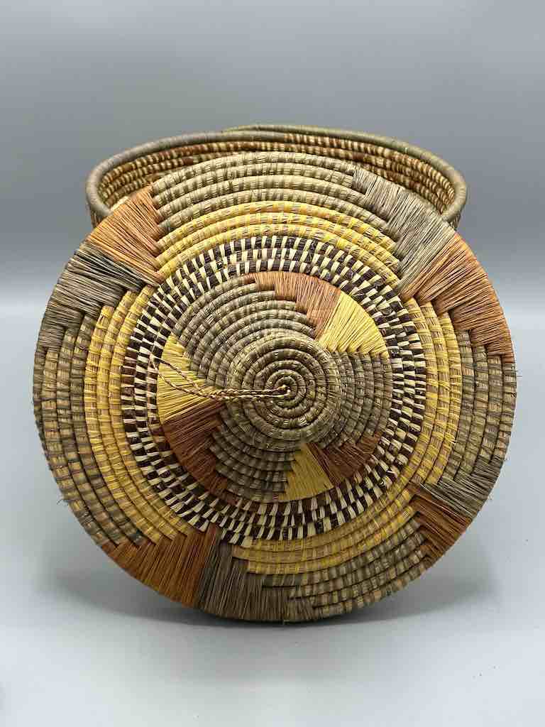 Large Covered Batwa Raffia Basket - Uganda