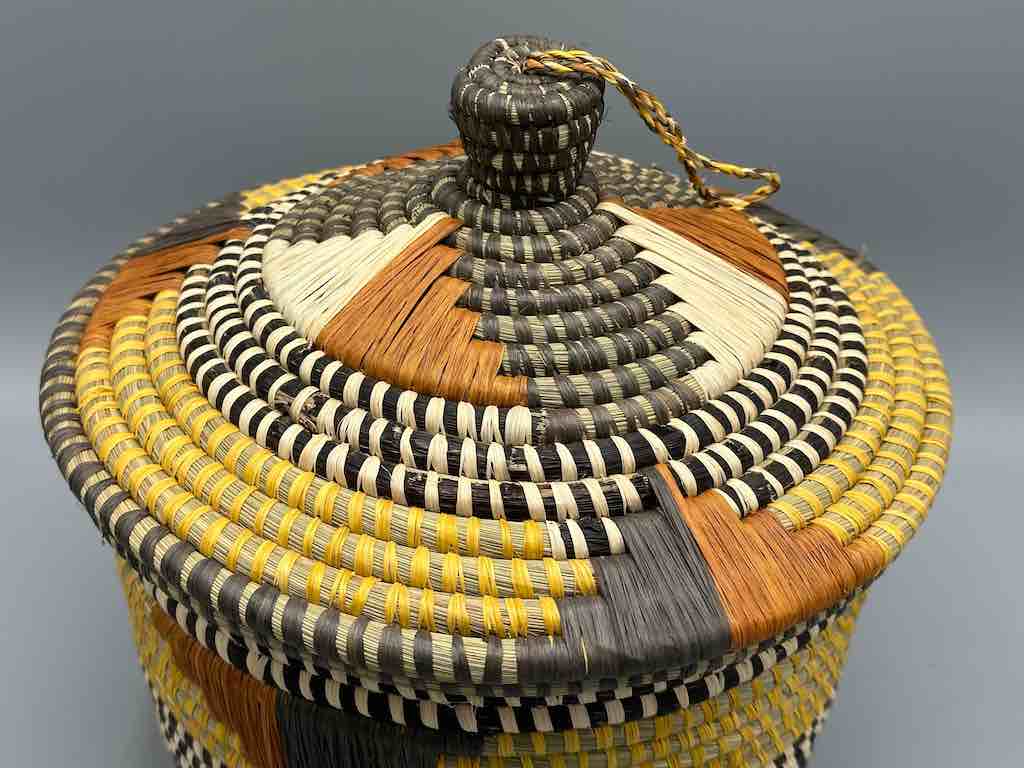 Covered Batwa Raffia Basket - Uganda