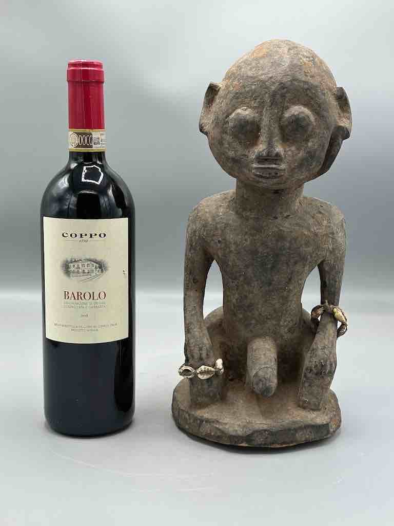 Short kneeling Yoruba male fetish figure - Benin