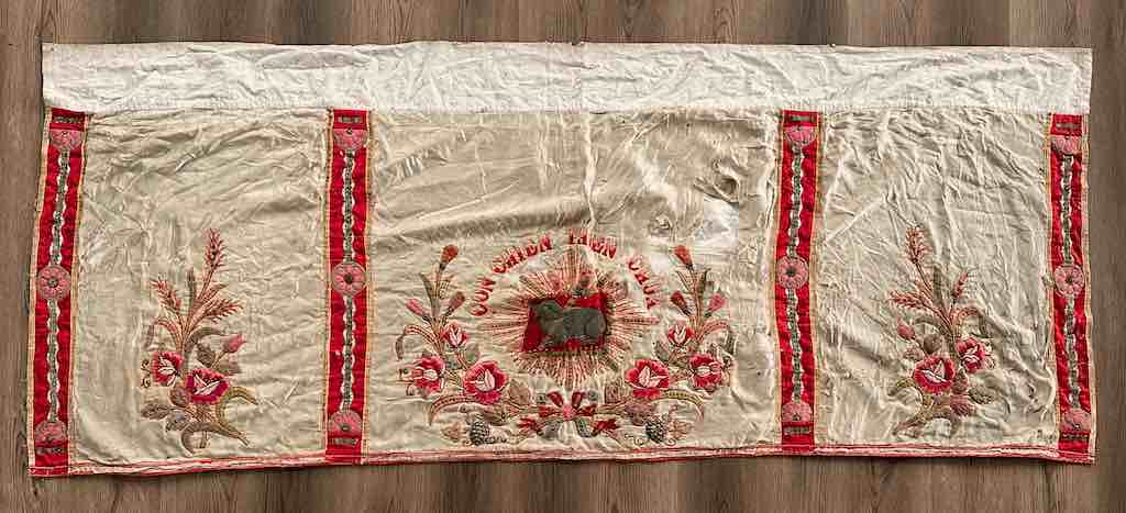 Antique Vietnamese Catholic Lamb of God Design Authentic Ecclesiastical Cloth Altar Textile