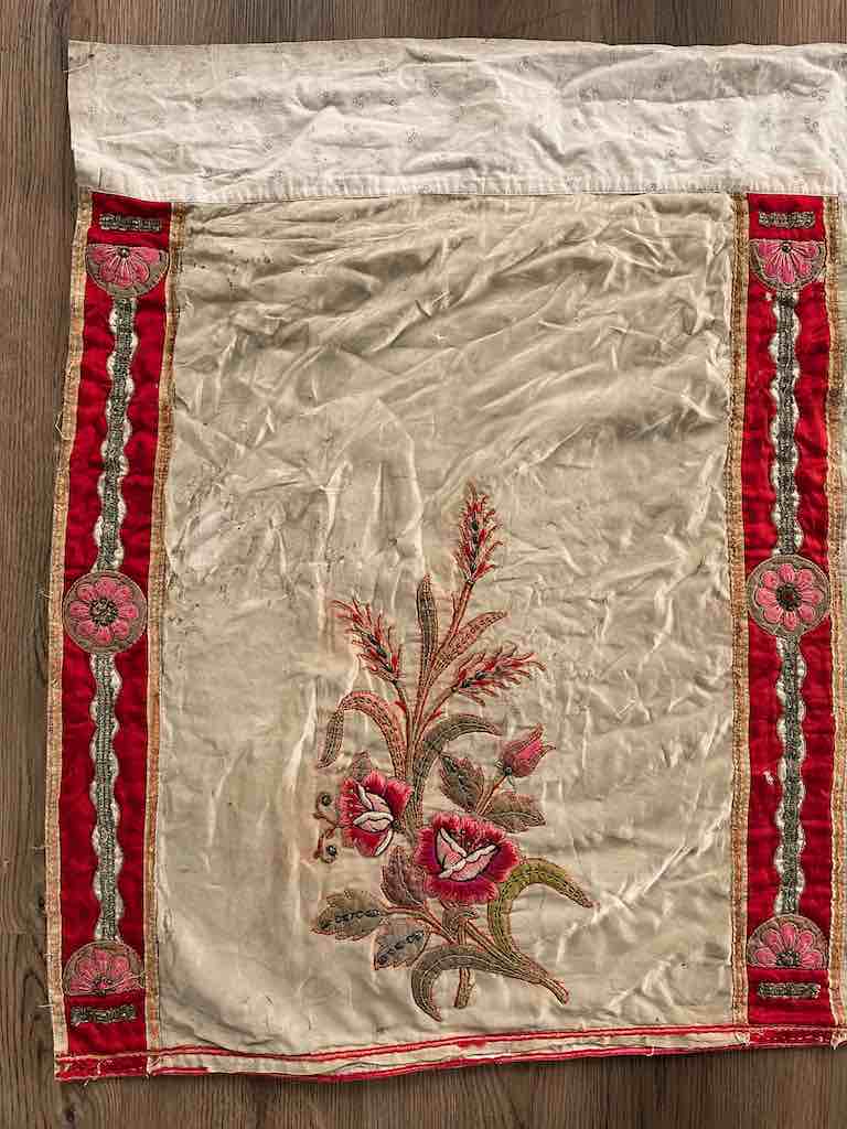 Antique Vietnamese Catholic Lamb of God Design Authentic Ecclesiastical Cloth Altar Textile
