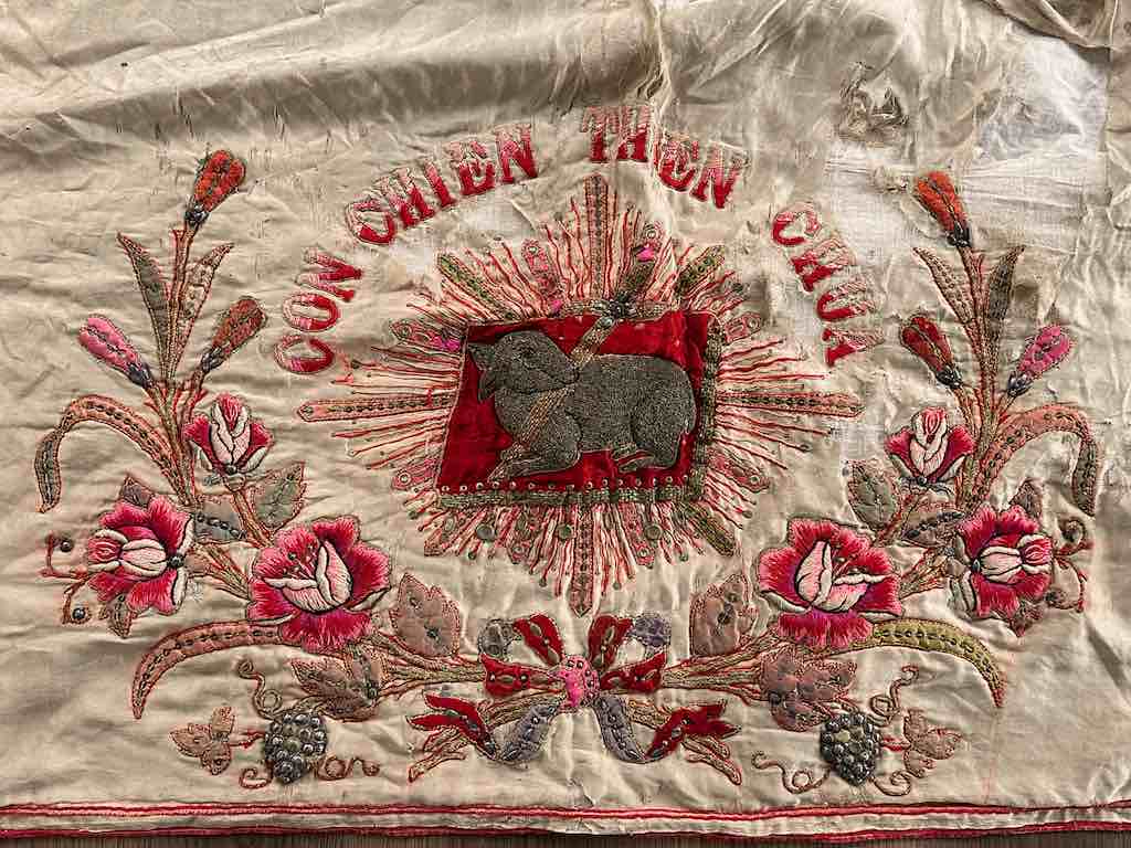 Antique Vietnamese Catholic Lamb of God Design Authentic Ecclesiastical Cloth Altar Textile