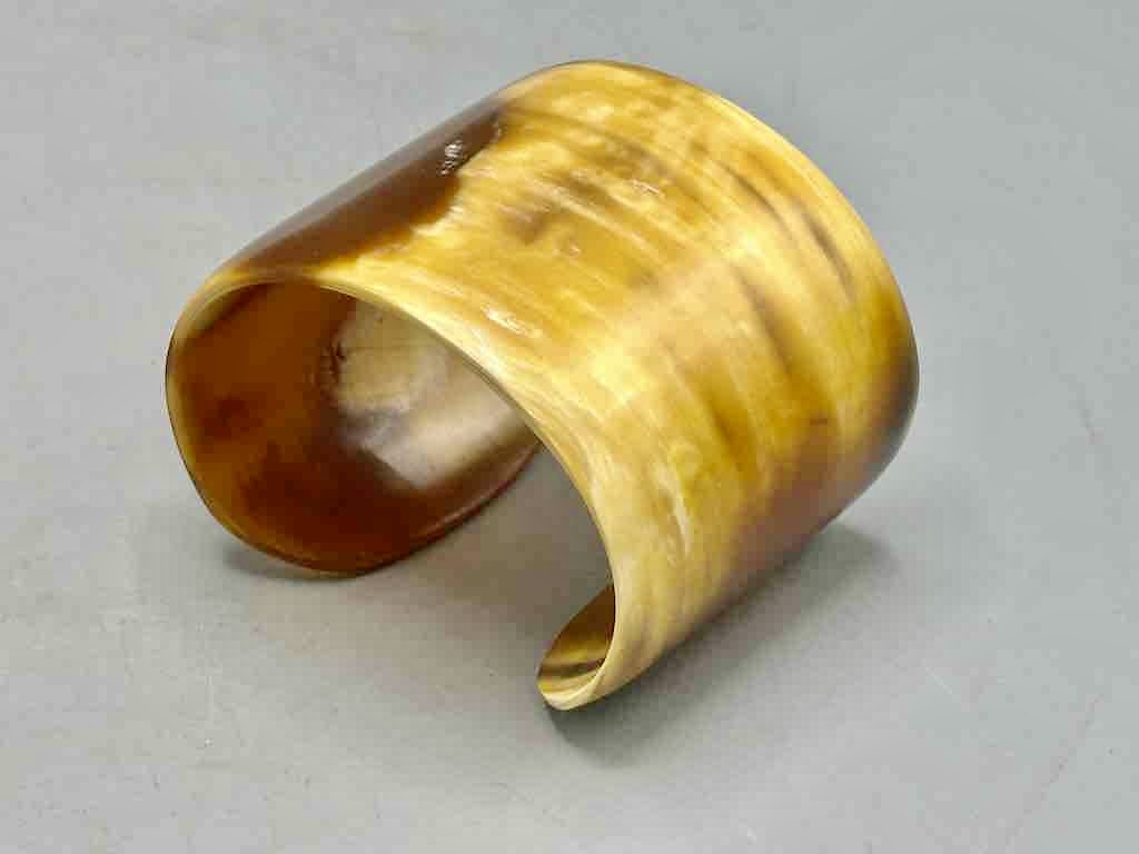 Caramel & Cream Wide Ankole Cattle Horn Bracelet - Viet Nam