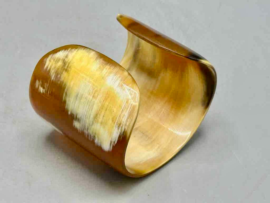 Caramel & Cream Wide Ankole Cattle Horn Bracelet - Viet Nam