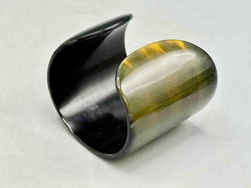 Almost Solid Black Wide Ankole Cattle Horn Bracelet - Viet Nam
