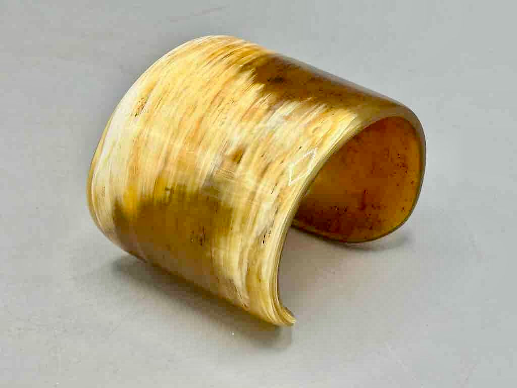 Caramel & Cream Wide Ankole Cattle Horn Bracelet - Viet Nam
