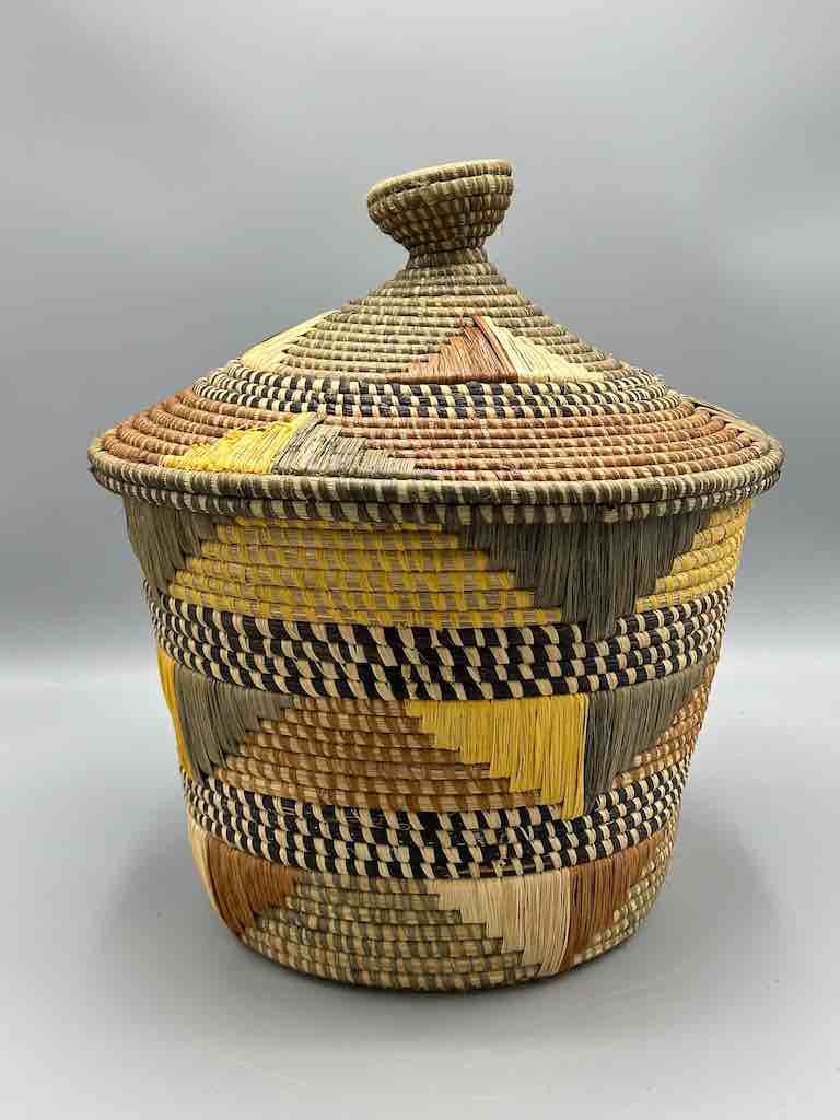 Large Covered Batwa Raffia Basket - Uganda