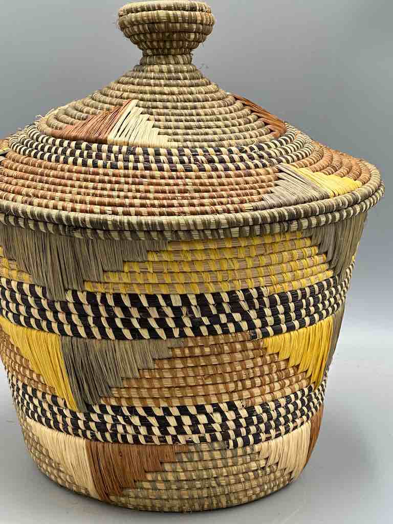 Large Covered Batwa Raffia Basket - Uganda