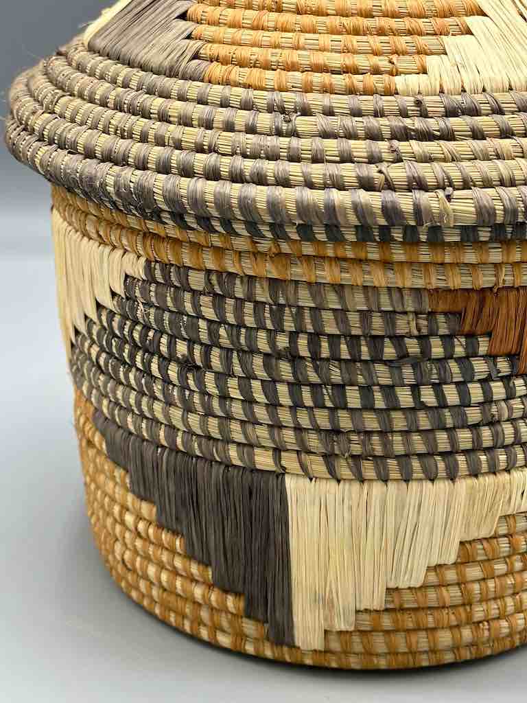 Covered Batwa Raffia Basket - Uganda
