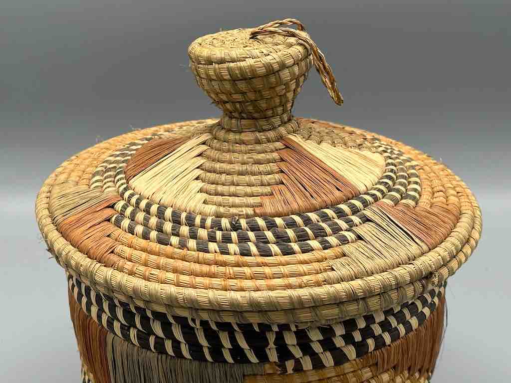 Covered Batwa Raffia Basket - Uganda