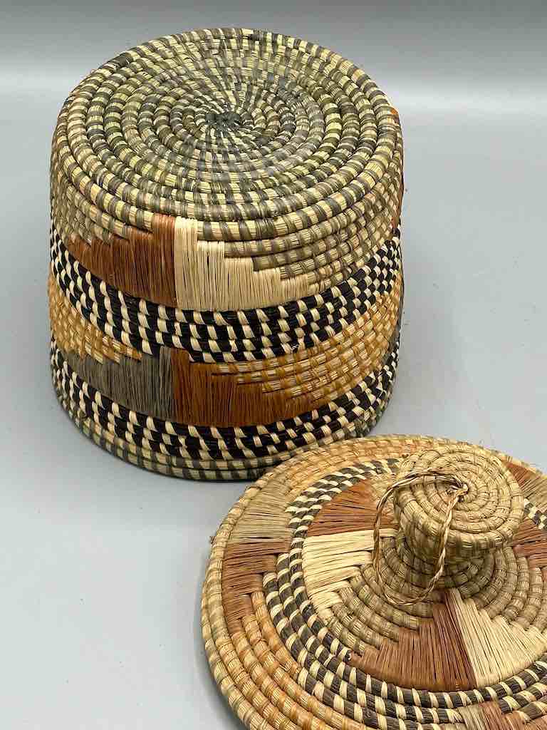 Covered Batwa Raffia Basket - Uganda