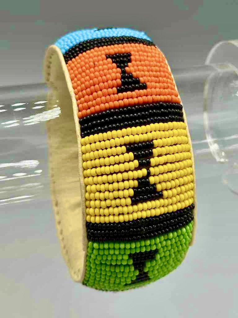 Bowtie Design Wide Beaded Leather Bracelet - Mali