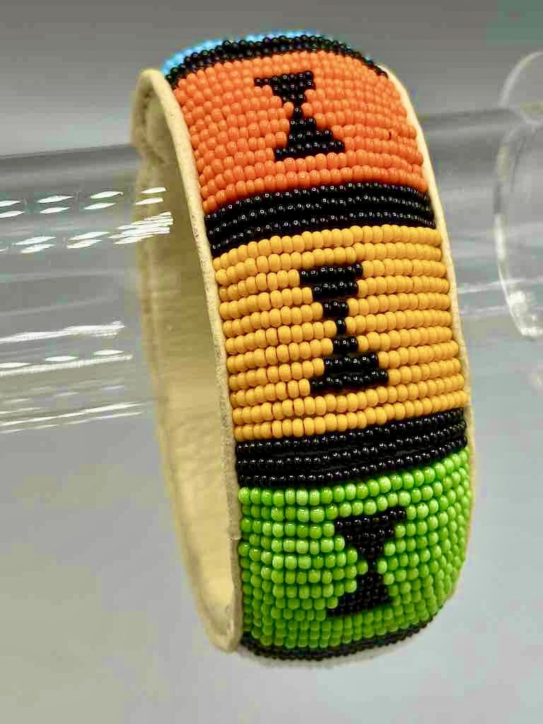 Bowtie Design Wide Beaded Leather Bracelet - Mali