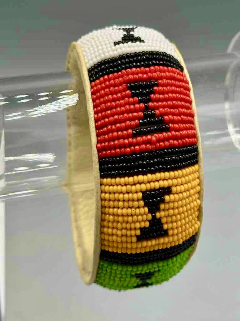 Bowtie Design Wide Beaded Leather Bracelet - Mali