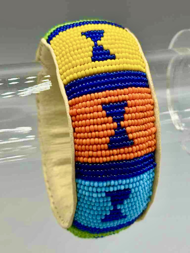 Bowtie Design Wide Beaded Leather Bracelet - Mali