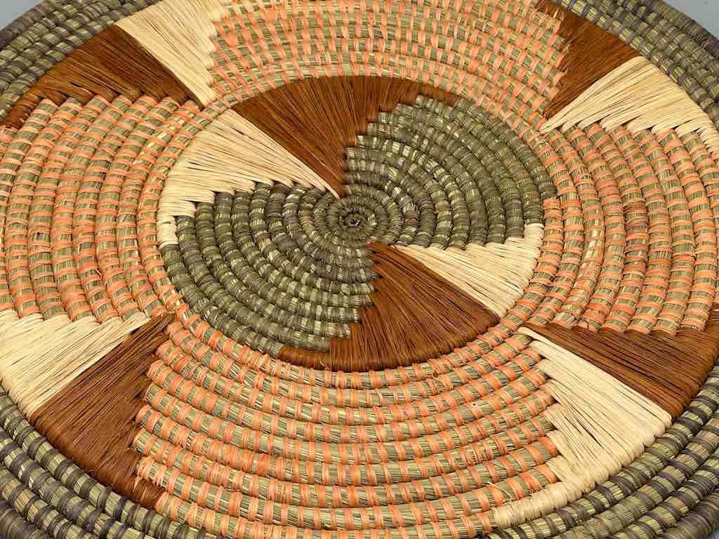 Large Flat Batwa Raffia Plate - Uganda
