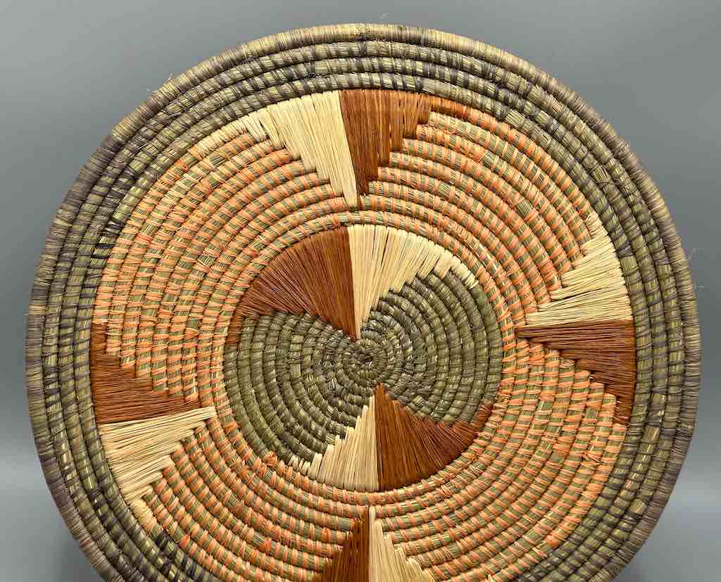 Large Flat Batwa Raffia Plate - Uganda