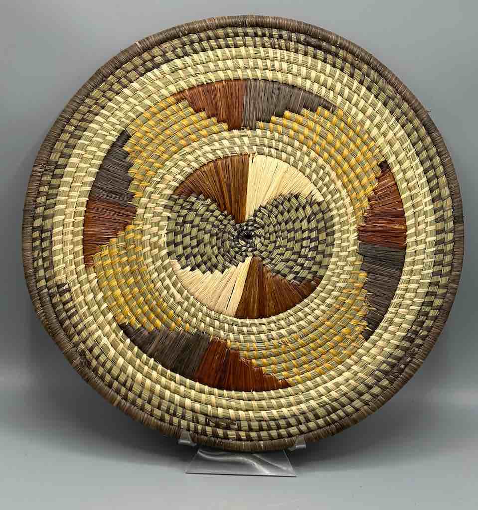 Large Flat Batwa Raffia Plate - Uganda