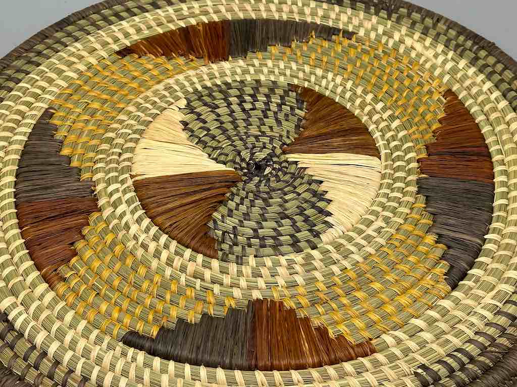 Large Flat Batwa Raffia Plate - Uganda