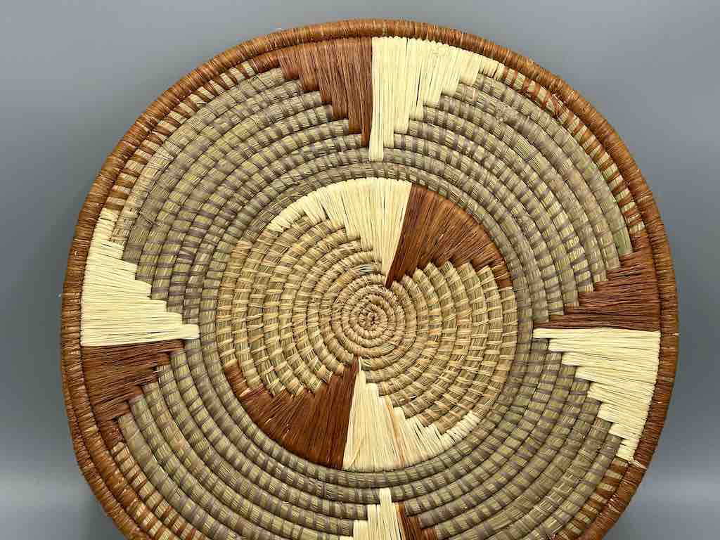 Large Flat Batwa Raffia Plate - Uganda