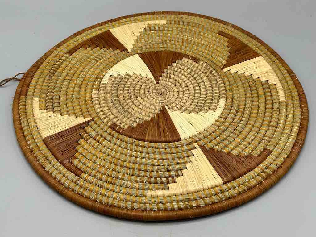 Large Flat Batwa Raffia Plate - Uganda