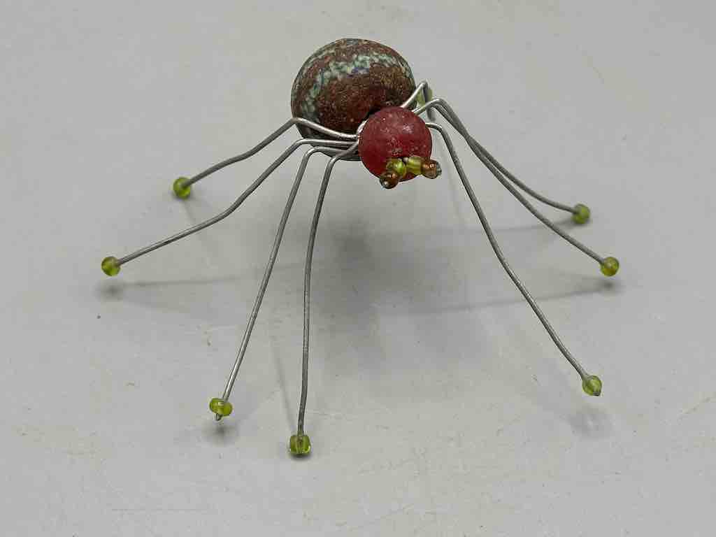 African Powderglass Bead Wire Decor Spider Insect Sculpture