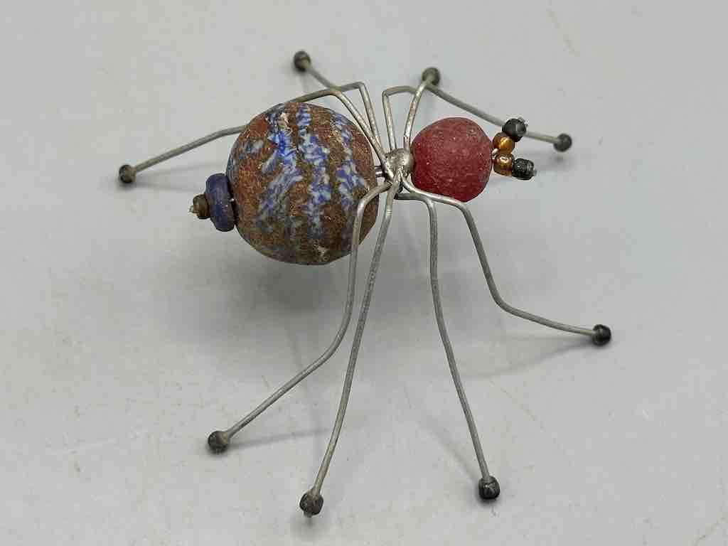 African Powderglass Bead Wire Decor Spider Insect Sculpture