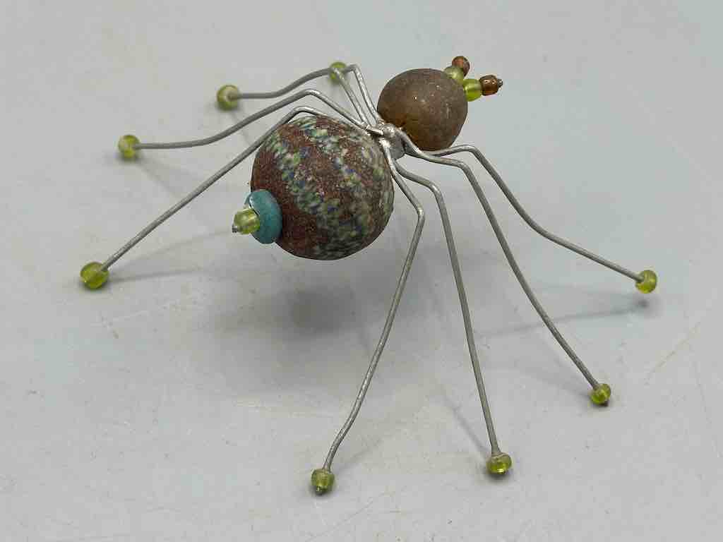 African Powderglass Bead Wire Decor Spider Insect Sculpture