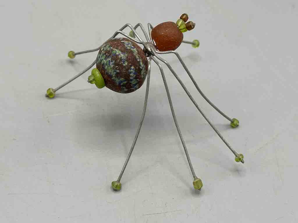 African Powderglass Bead Wire Decor Spider Insect Sculpture