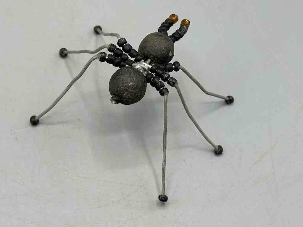 African Double Powderglass Bead Wire Decor 6-Leg Spider Insect Sculpture