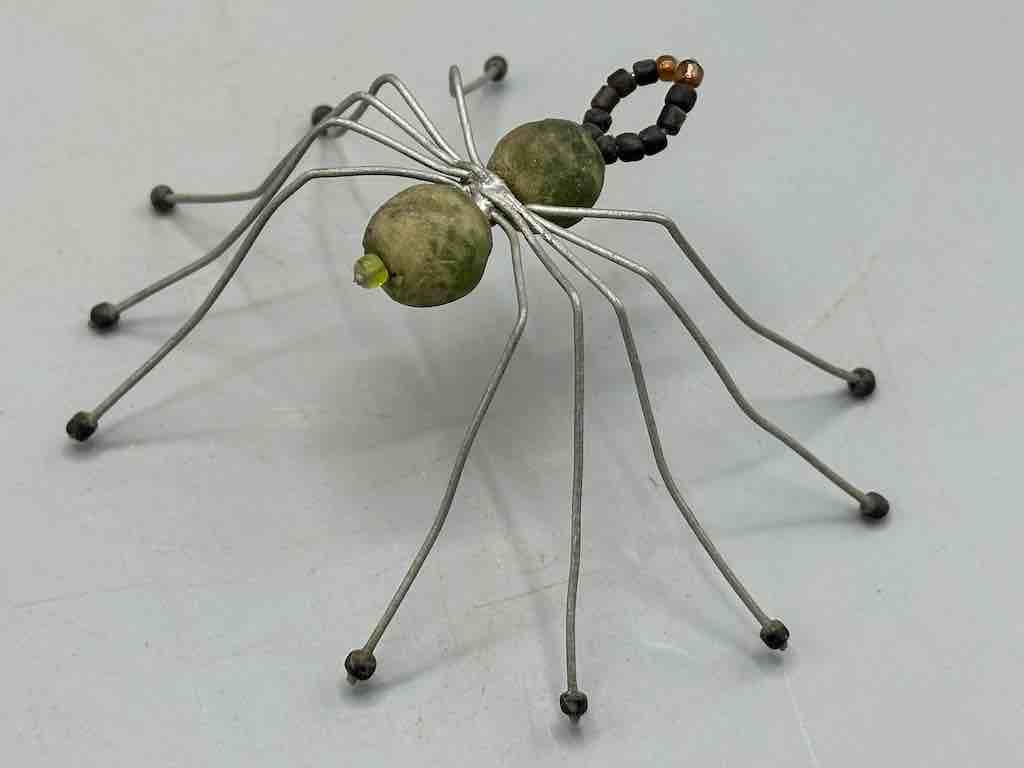 African Dark Green Powderglass Bead Wire Decor Spider Insect Sculpture