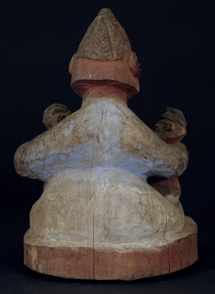 Yoruba mother & her twin children figure - Nigeria