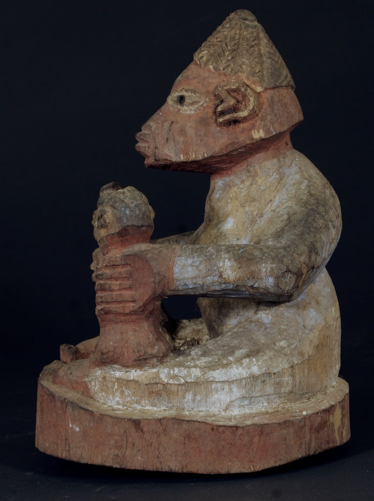 Yoruba mother & her twin children figure - Nigeria