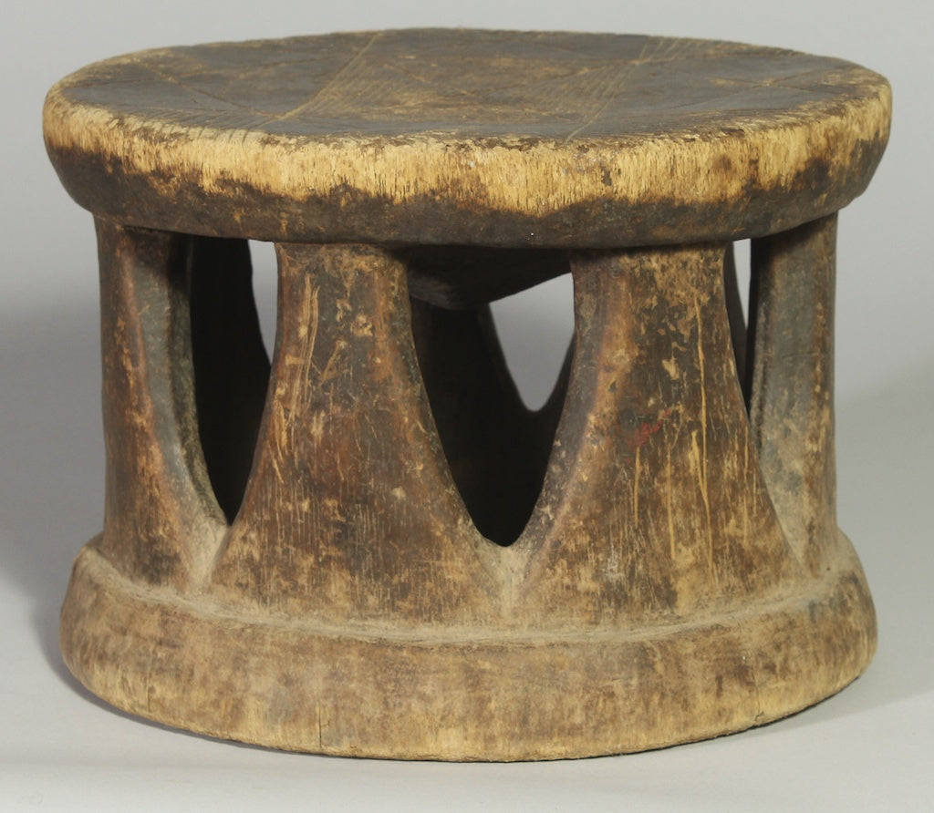 Gurmantche Round Stool