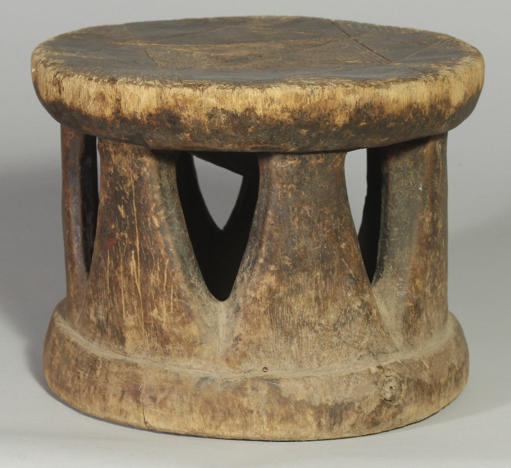 Gurmantche Round Stool