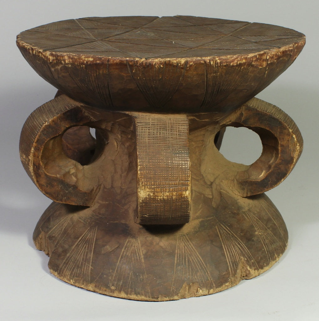 Gurmantche Round Stool
