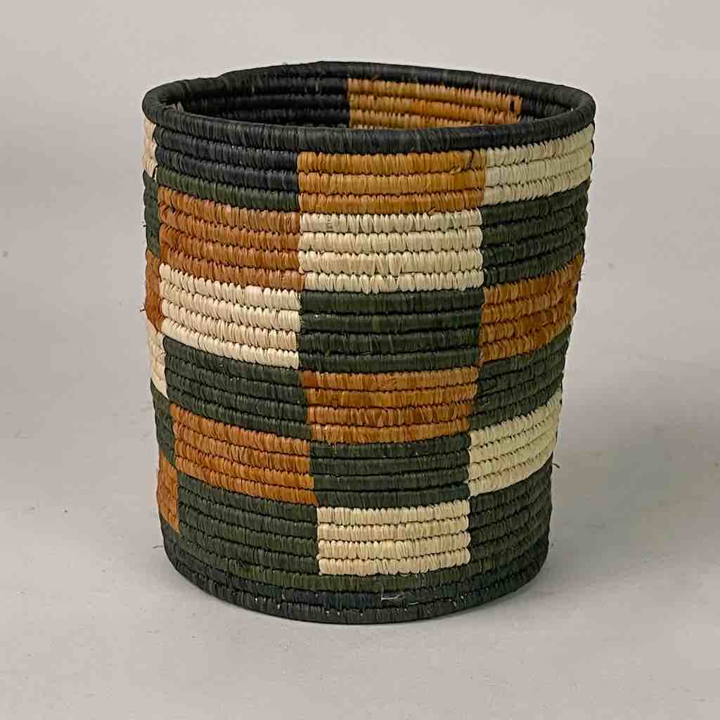 4x4” checkerboard cylinder Batwa basket