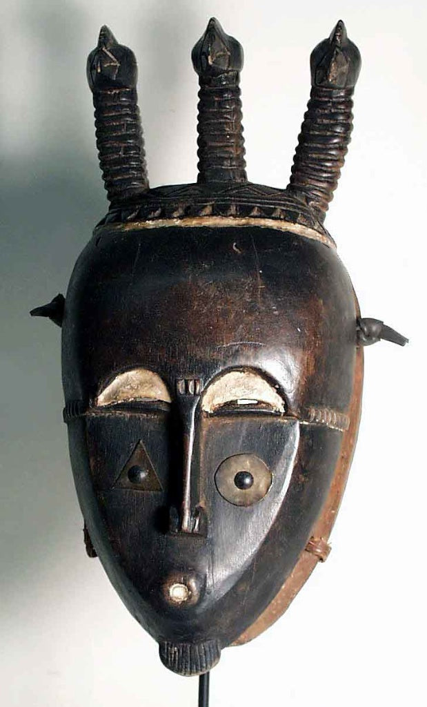 Yaure mask