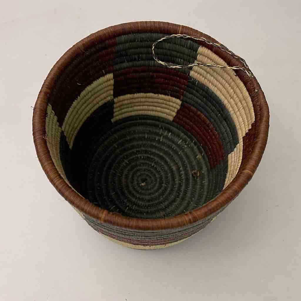 5x5” large checkerboard Batwa basket