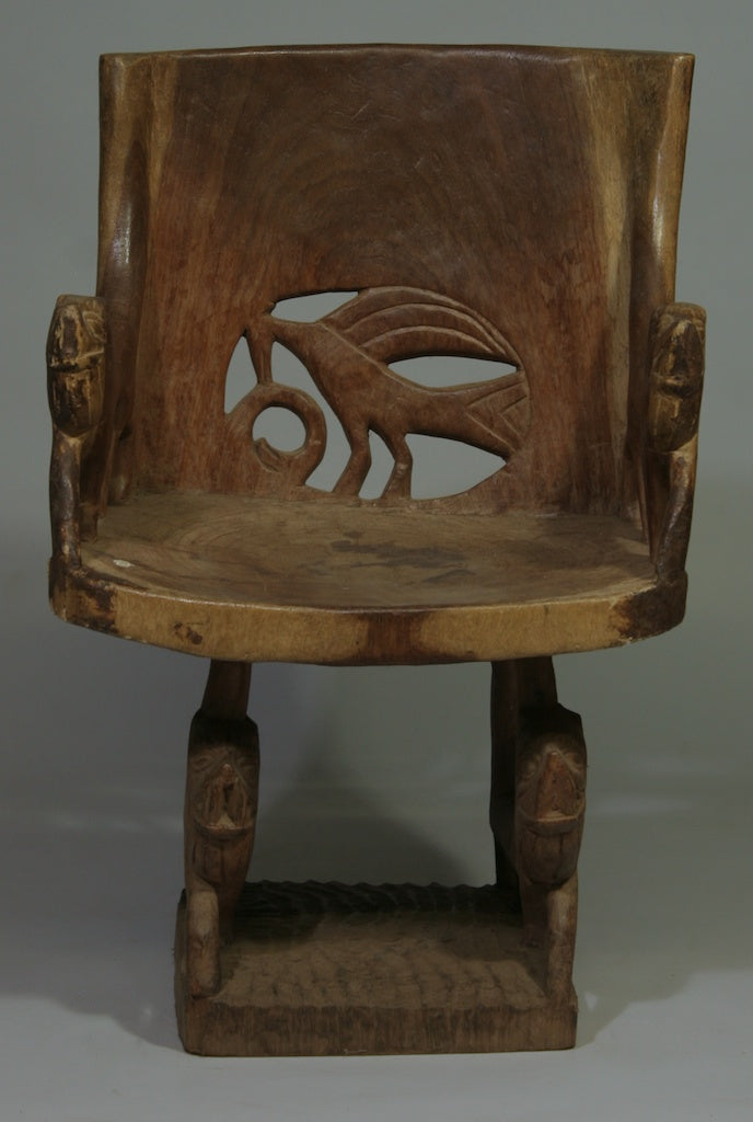 Lion motif chair – bird design – vintage