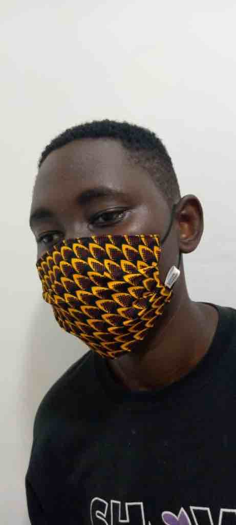 100% Cotton Dutch Wax Print Ghanaian African Feathers Face Mask