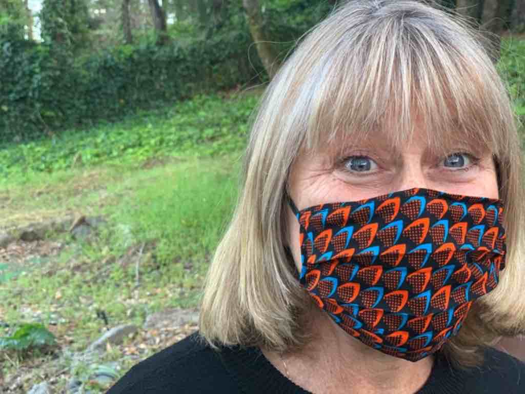 100% Cotton Dutch Wax Print Ghanaian African Feathers Face Mask