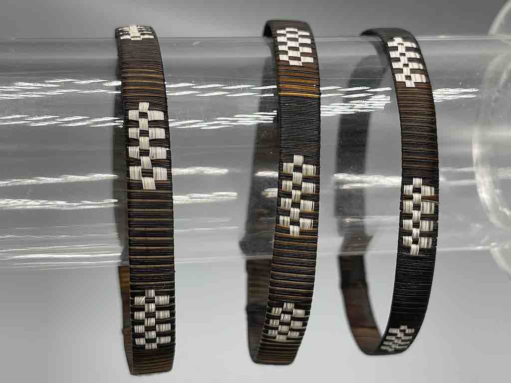 Black & White Horsehair Flat Bangle - Chile