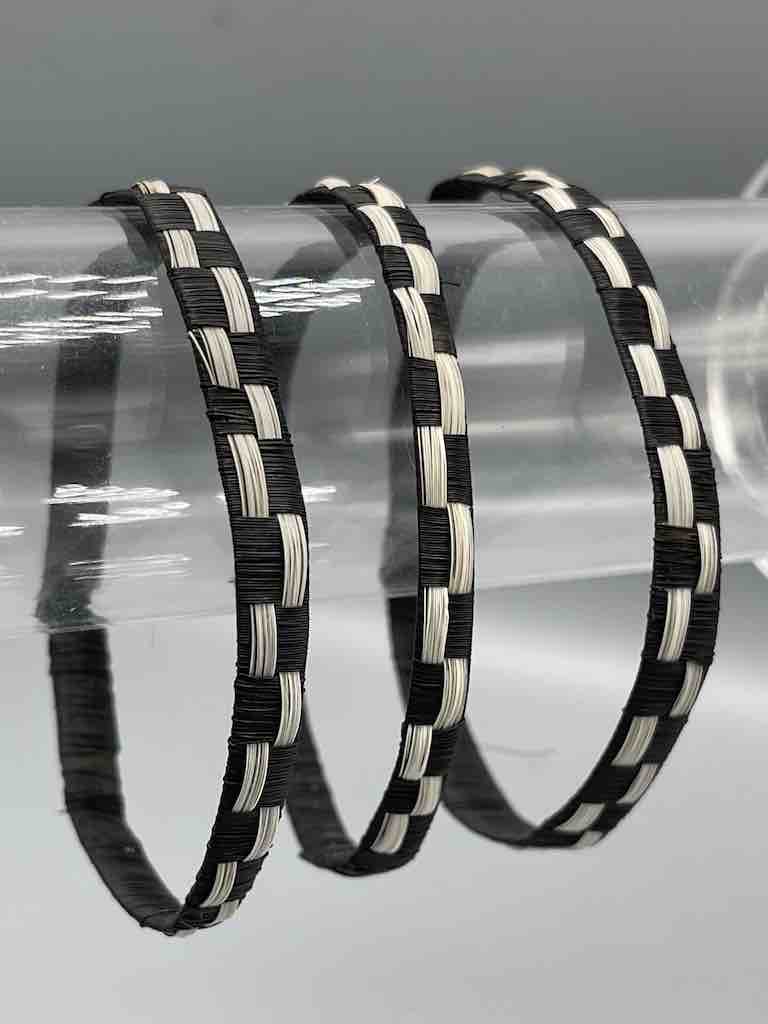 Black & White Horsehair Flat Bangle - Chile