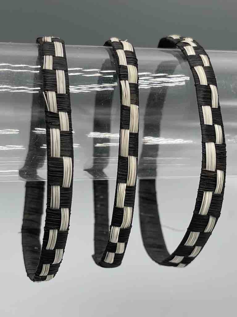 Black & White Horsehair Flat Bangle - Chile