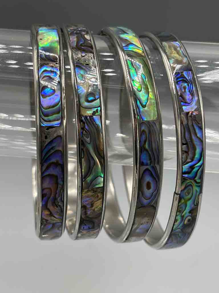 Thin Colorful Natural Shell Bangle - Abalone